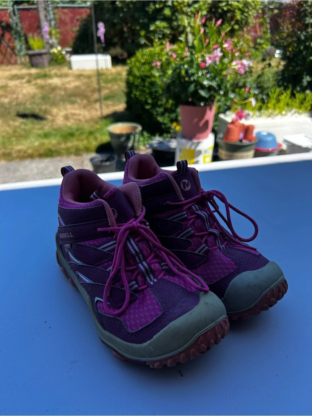 Merrell Kids Girl’s Purple and Pink Waterproof Hiking Boots Size 3